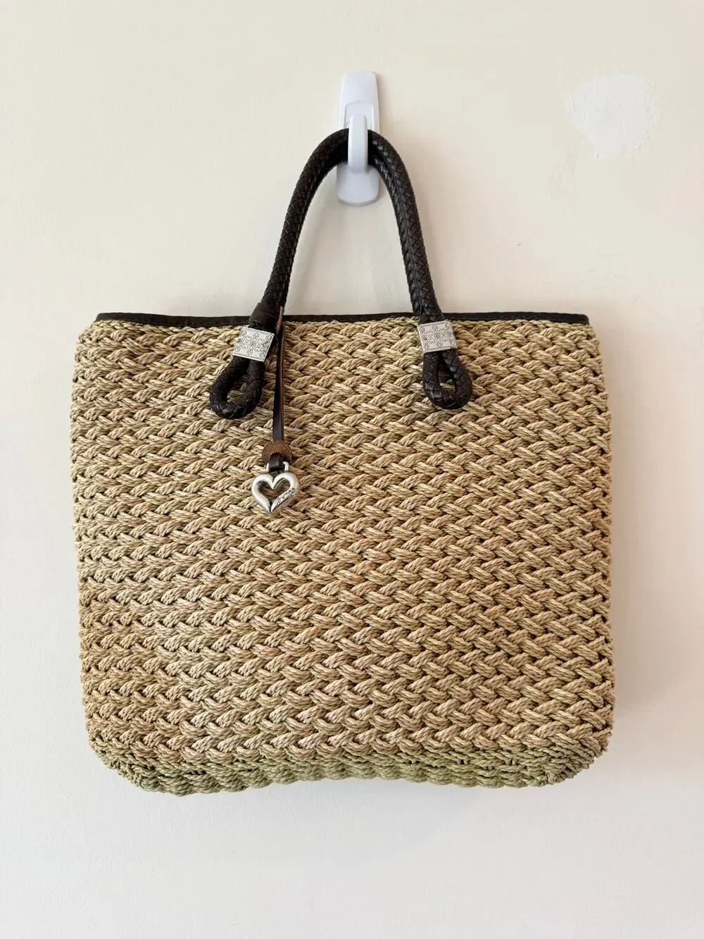 Brighton Rita Woven straw Bucket Bag Women Tan Double Handles Magnetic Closure